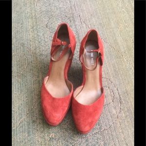 Nine West suede wedge